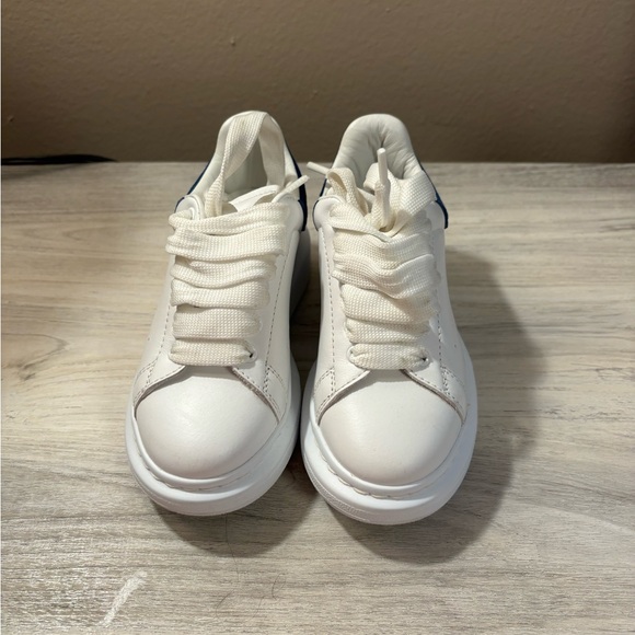 Alexander McQueen toddler sneaker white with blue 26eu/9.5us LIKE NEW